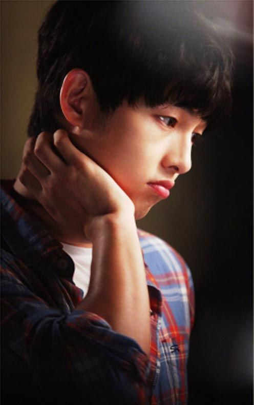 Song Joong-ki stills from Nice Guy