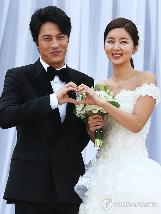 Han Jae-seok and Park Sol-mi's star-studded wedding » Dramabeans Korean drama recaps
