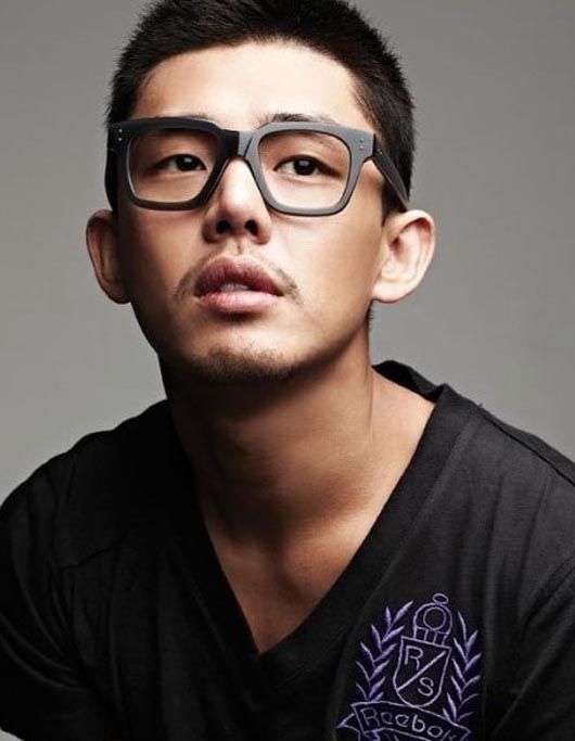 Yoo Ah-in in consideration to play Jang Dong-gun’s son