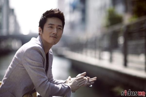 Jang Hyuk goes variety for Real Men