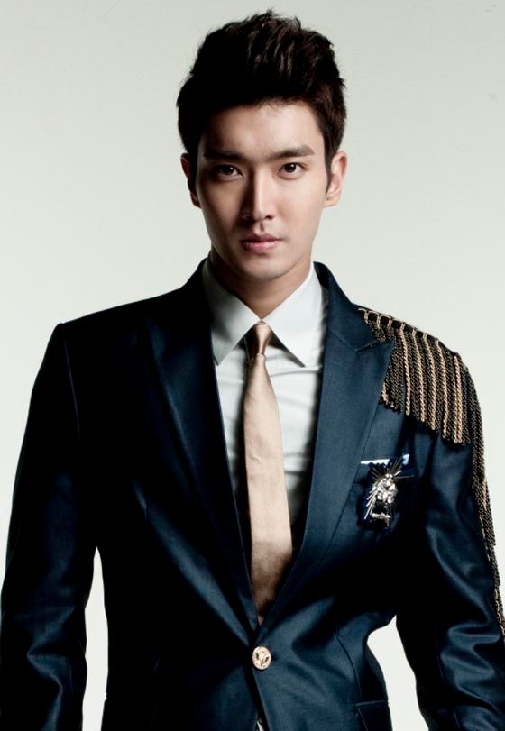 Choi Siwon headlines Chinese version of Heirs
