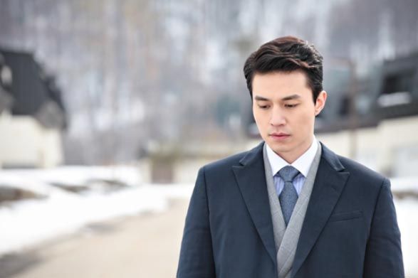 It’s a My Girl reunion in Hotel King’s first stills
