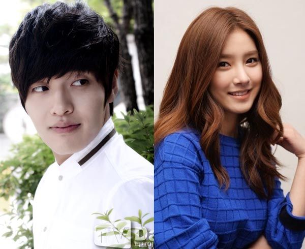 Kang Haneul and Kim So-eun as human boy and ghost girl