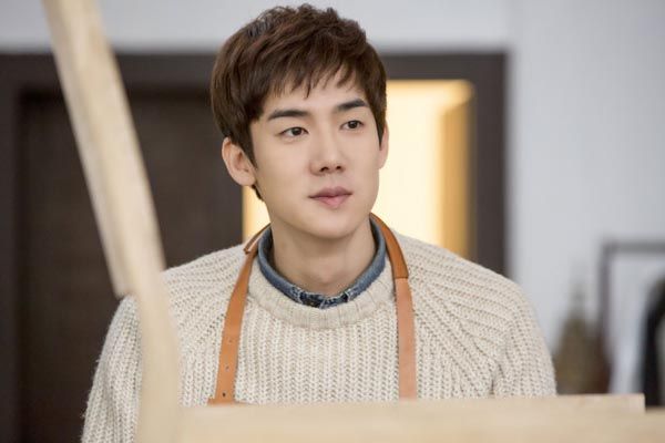 Yoo Yeon-seok for leading man in Hong sisters’ Warm and Cozy