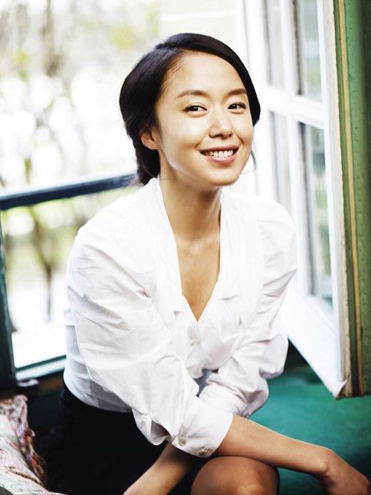 Jeon Do-yeon in contention to head The Good Wife remake