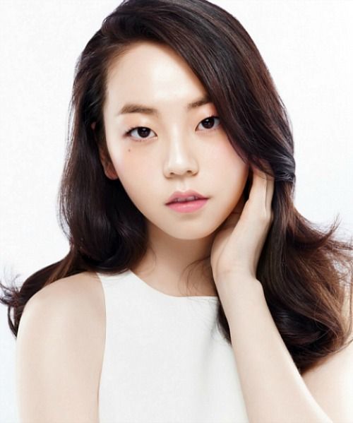 Ahn So-hee offered leading role in MBC’s Shopping King Louis