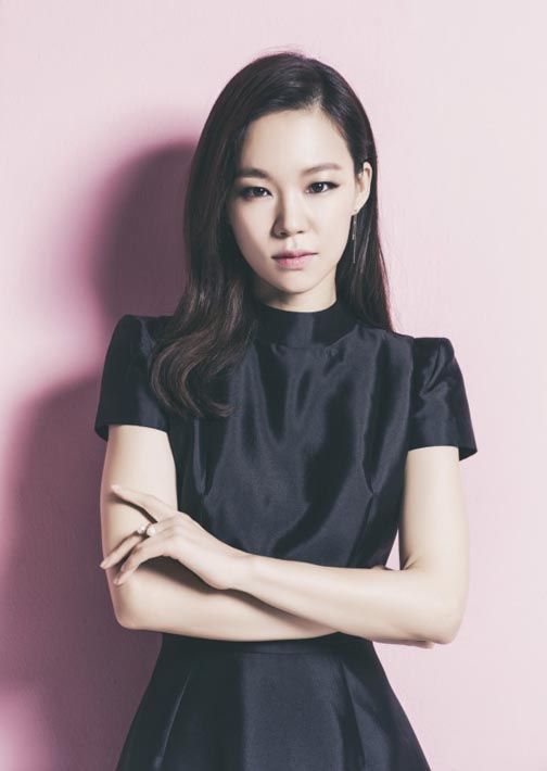 Han Ye-ri considering upbeat JTBC roommate drama Age of Youth