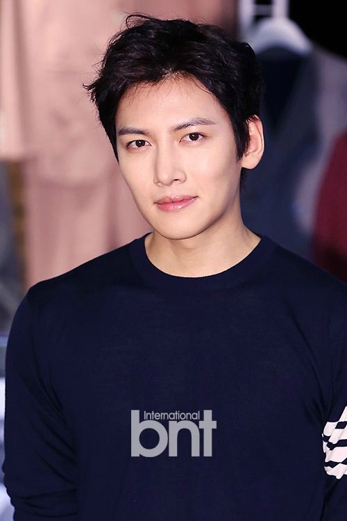 Ji Chang-wook offered lead role in tvN drama K2
