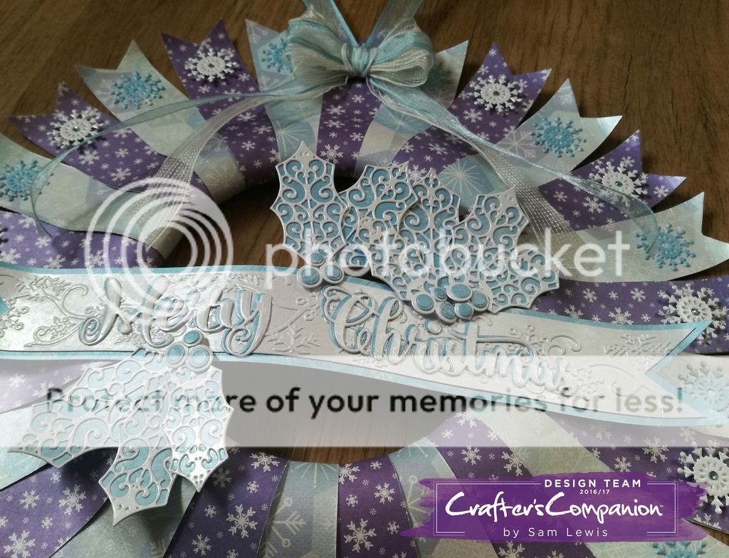 Christmas Wreath, Blog Hop and Prizes... what more can you want! Featuring Crafter's Companion and Sam Lewis